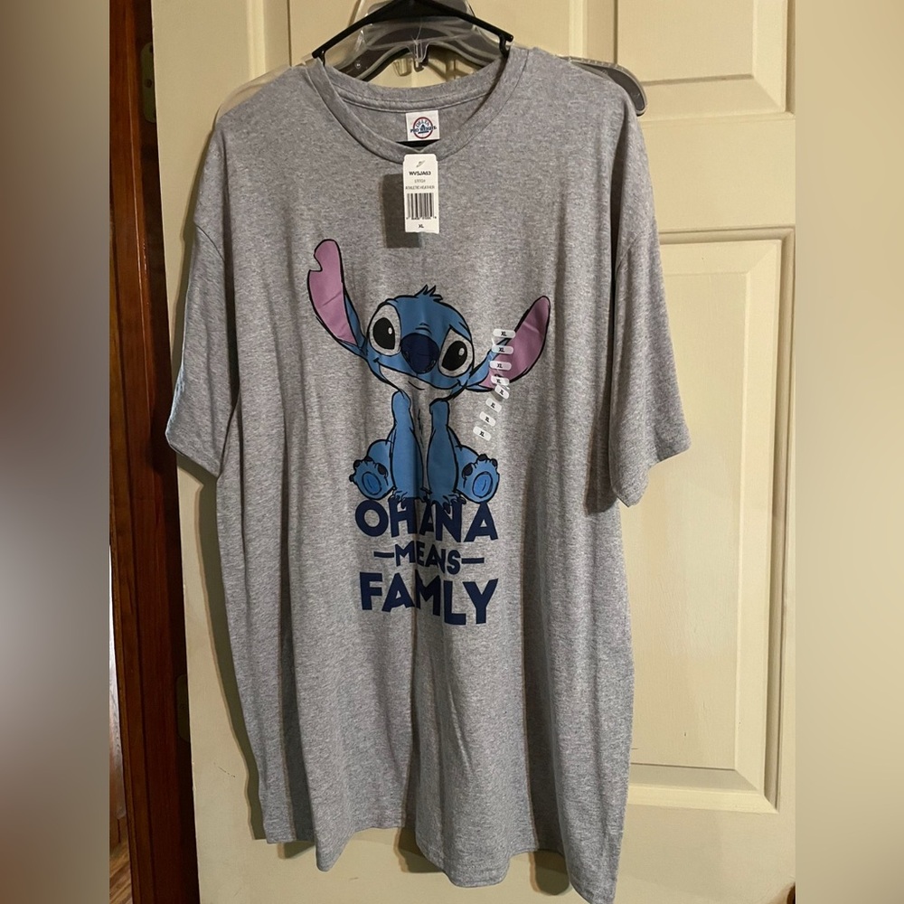 Delta Gray Tee with Blue Character Design